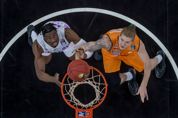 他不仅拥有 他不仅拥有